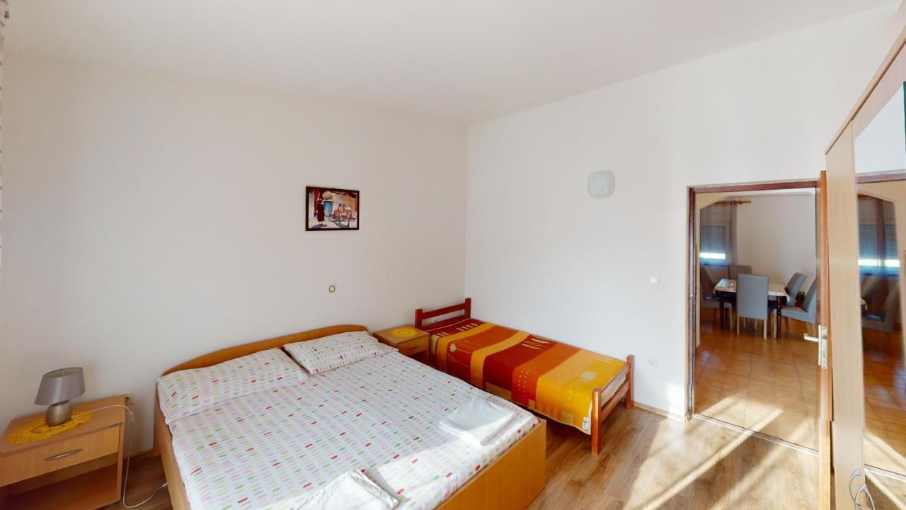 Jaska & Jelica House Apartments เมทายนา ภายนอก รูปภาพ